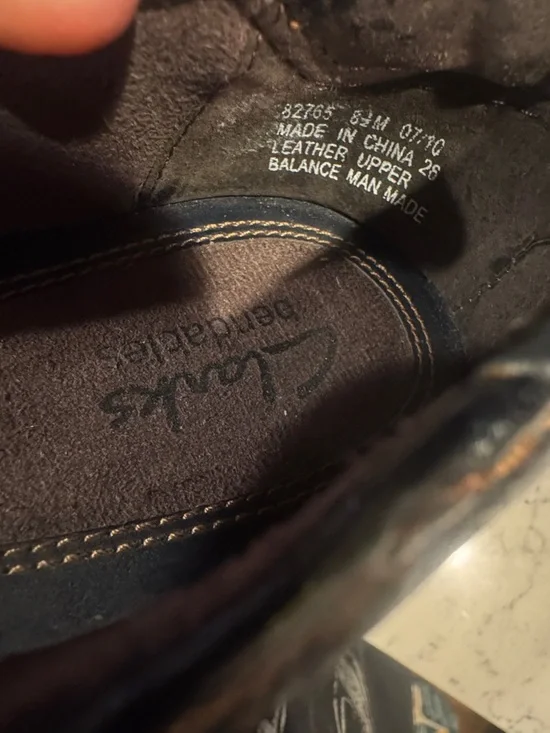 Clarks Women's Y2K Black Leather Ballet Flats with Brass Ring Buckle Accent - Picture 5 of 10